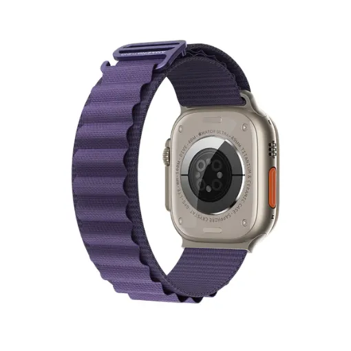 صورة حزام Titan Sport لساعة آبل باللون الأرجواني الجديد بأحجام 41/40/38 ملم.